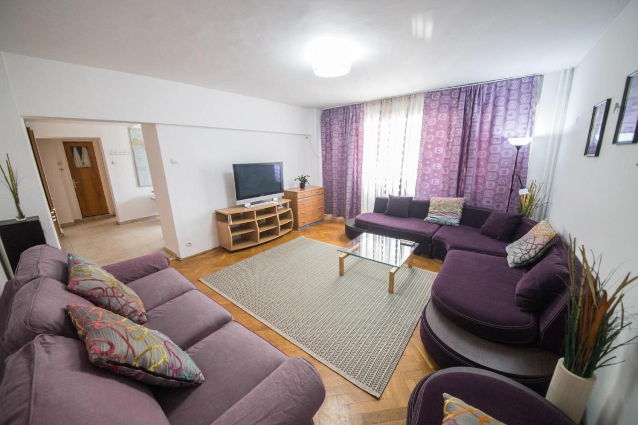 Unirii Cozy Apartment By Olala Homes บูคาเรสต์ ภายนอก รูปภาพ
