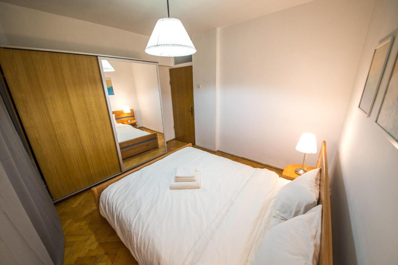 Unirii Cozy Apartment By Olala Homes บูคาเรสต์ ภายนอก รูปภาพ